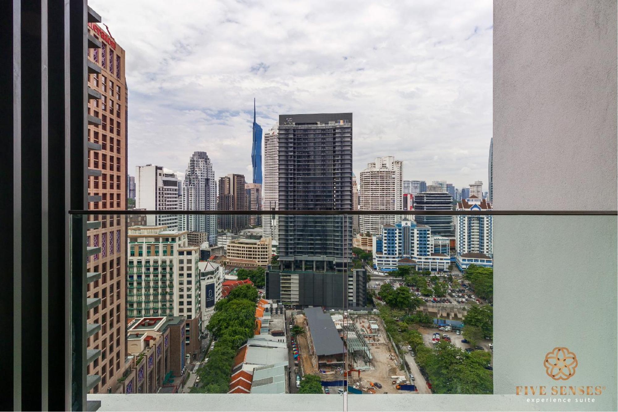 Quill Residences Kuala Lumpur, Five Senses Room photo